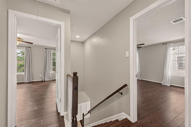 1030 Mabry Mill Road, Houston, TX 77062