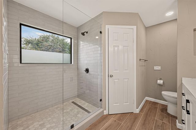 1030 Mabry Mill Road, Houston, TX 77062