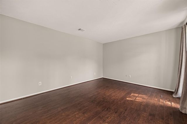 1030 Mabry Mill Road, Houston, TX 77062