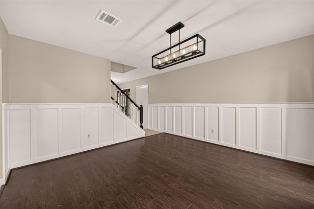 1030 Mabry Mill Road, Houston, TX 77062