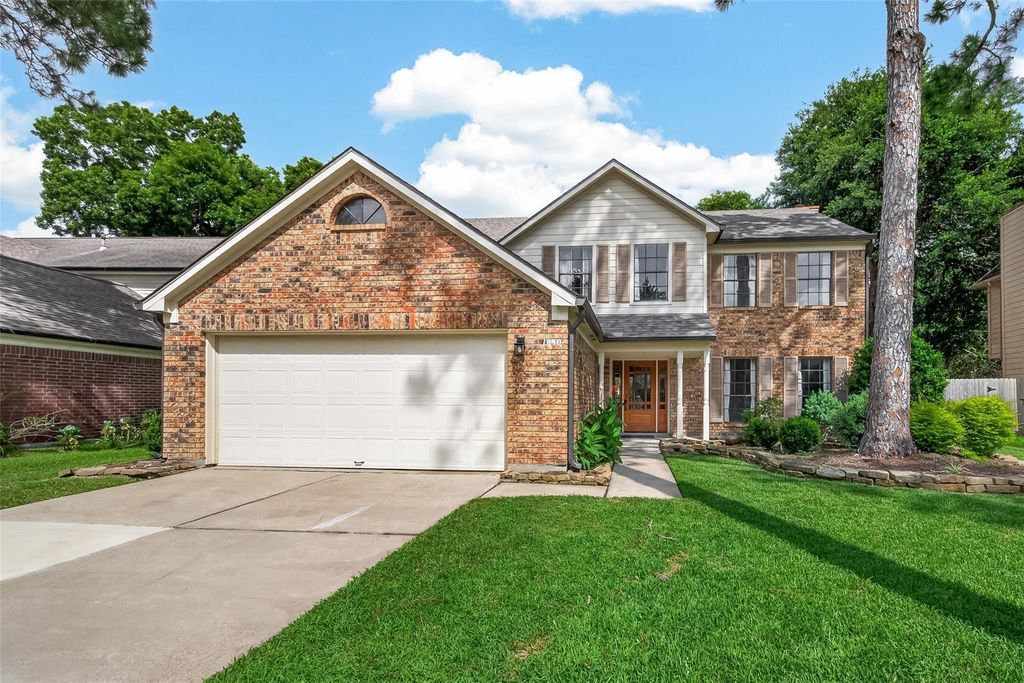 1030 Mabry Mill Road, Houston, TX 77062