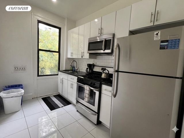 487 HART Street, New York City, NY 11221