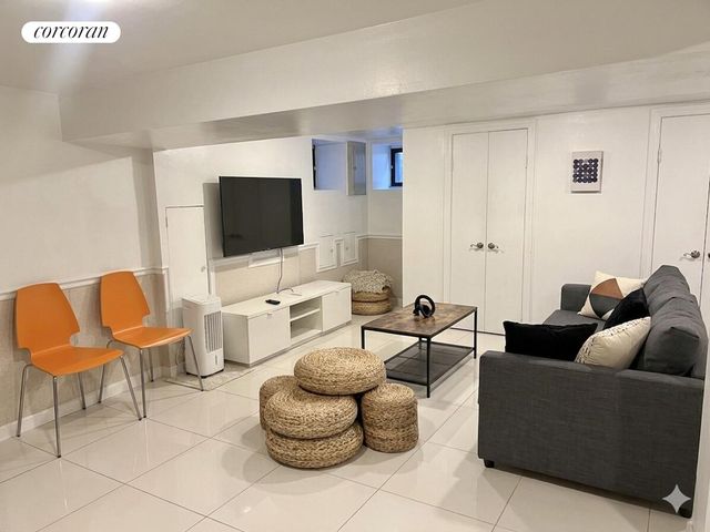487 HART Street, New York City, NY 11221