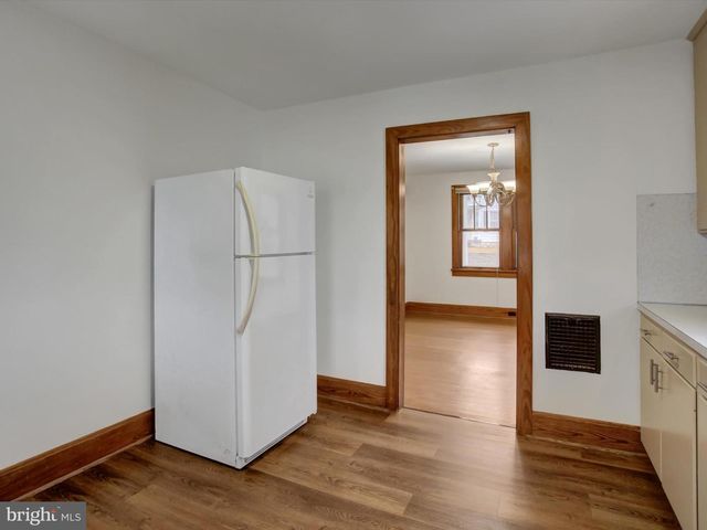557 N FRANKLIN ST, Chambersburg, PA 17201