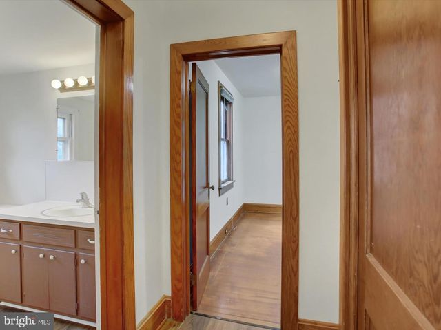 557 N FRANKLIN ST, Chambersburg, PA 17201