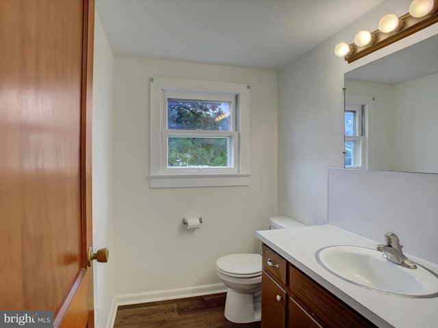 557 N FRANKLIN ST, Chambersburg, PA 17201