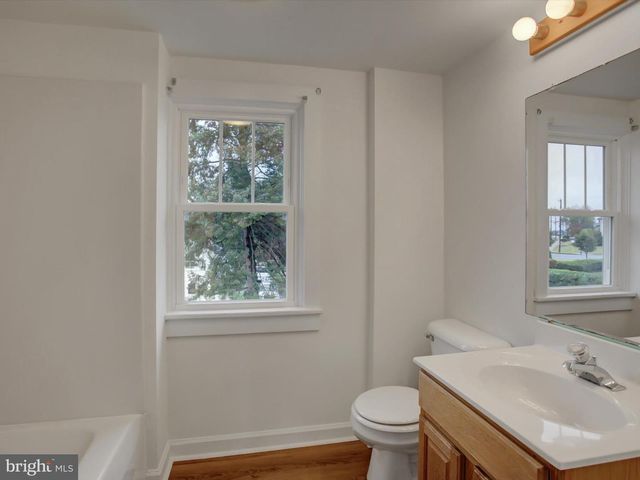 557 N FRANKLIN ST, Chambersburg, PA 17201