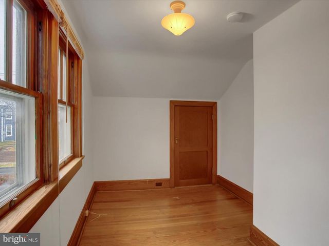 557 N FRANKLIN ST, Chambersburg, PA 17201
