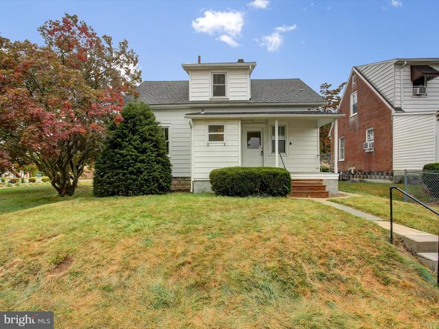 557 N FRANKLIN ST, Chambersburg, PA 17201