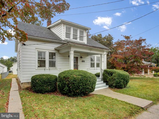 557 N FRANKLIN ST, Chambersburg, PA 17201