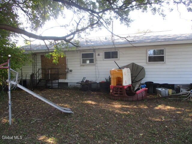 1 Thoroughbred Lane, Colonie, NY 12205