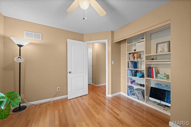 26 Docs Court, St Charles, MO 63303