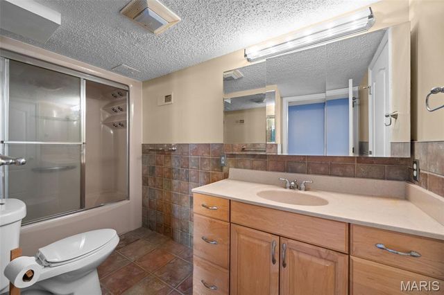26 Docs Court, St Charles, MO 63303