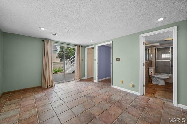 26 Docs Court, St Charles, MO 63303