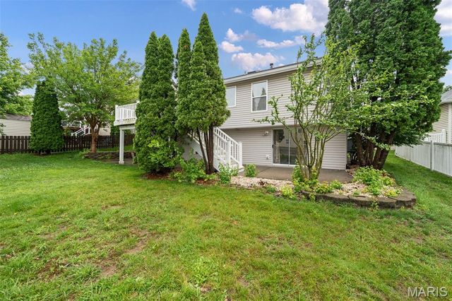 26 Docs Court, St Charles, MO 63303