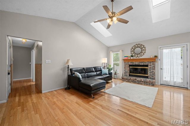 26 Docs Court, St Charles, MO 63303