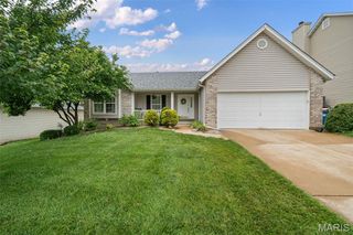 26 Docs Court, St Charles, MO 63303