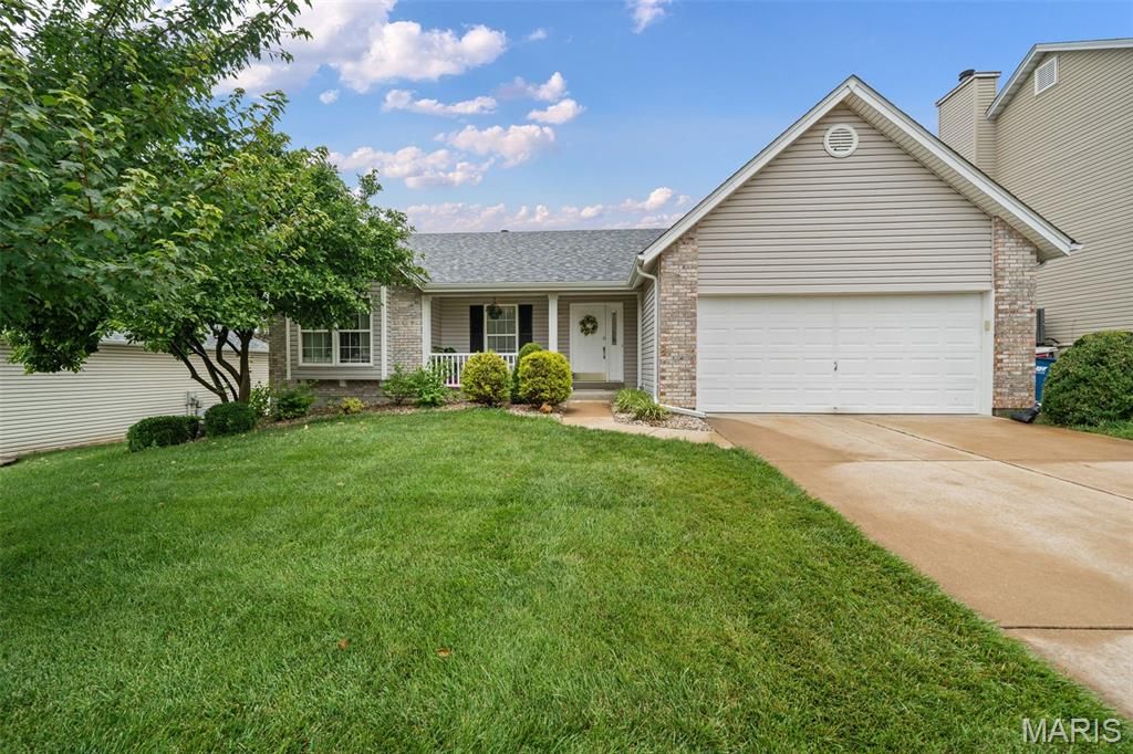 26 Docs Court, St Charles, MO 63303