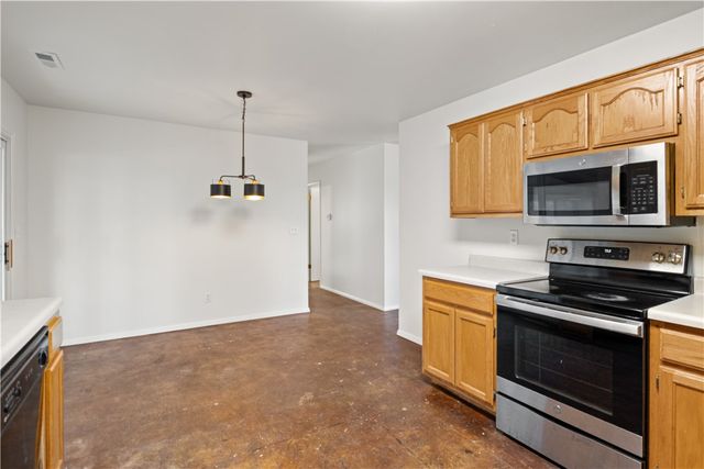 3354 N Martin Avenue, Fayetteville, AR 72703