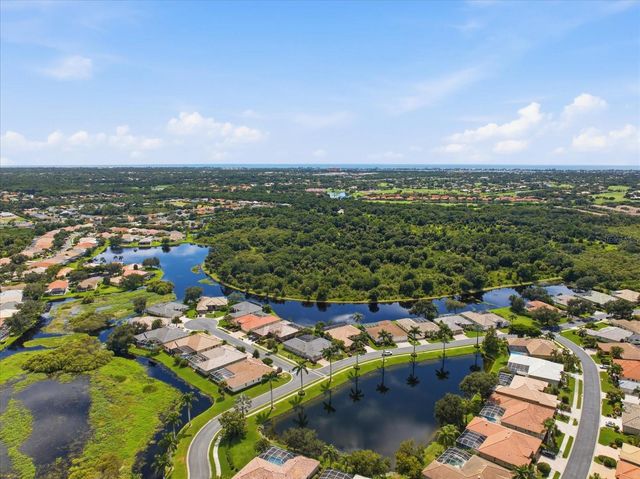 4956 BRIDGEHAMPTON BOULEVARD, Sarasota, FL 34238