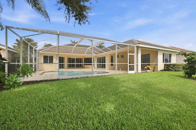 4956 BRIDGEHAMPTON BOULEVARD, Sarasota, FL 34238