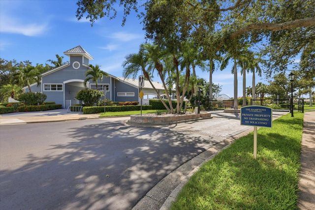 4956 BRIDGEHAMPTON BOULEVARD, Sarasota, FL 34238