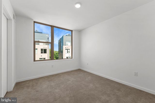 3118 PIERVIEW LN, Philadelphia, PA 19125