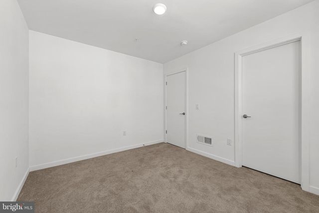 3118 PIERVIEW LN, Philadelphia, PA 19125