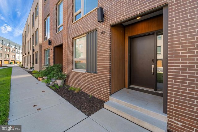 3118 PIERVIEW LN, Philadelphia, PA 19125