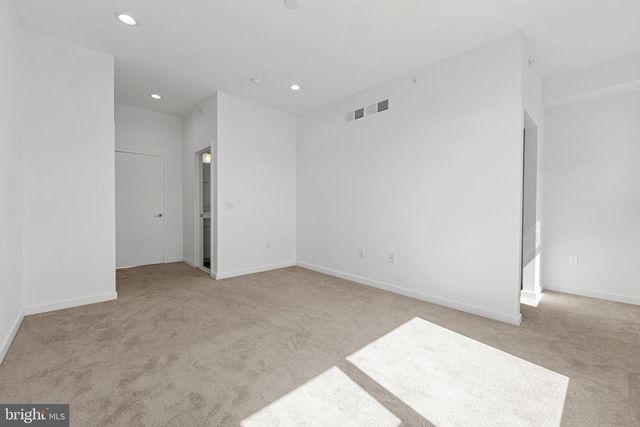 3118 PIERVIEW LN, Philadelphia, PA 19125