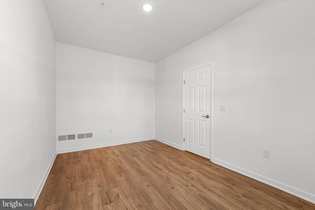 3118 PIERVIEW LN, Philadelphia, PA 19125