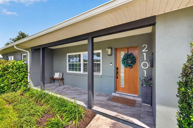 2101 37TH STREET N, St Petersburg, FL 33713