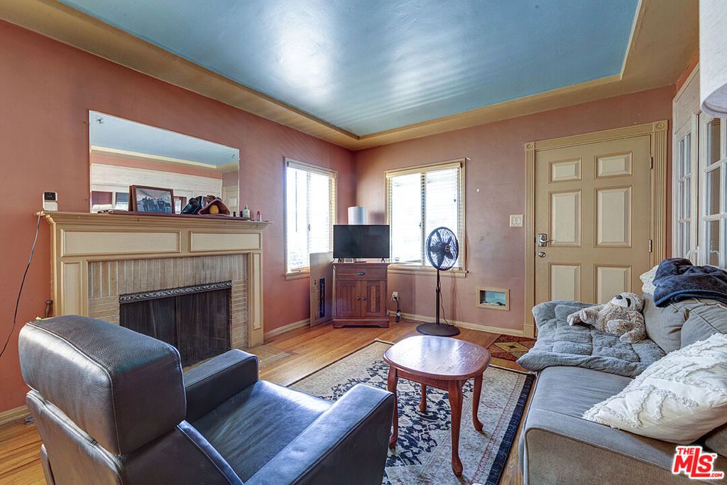 8046 Westlawn Avenue, Los Angeles, CA 90045 — photo 2