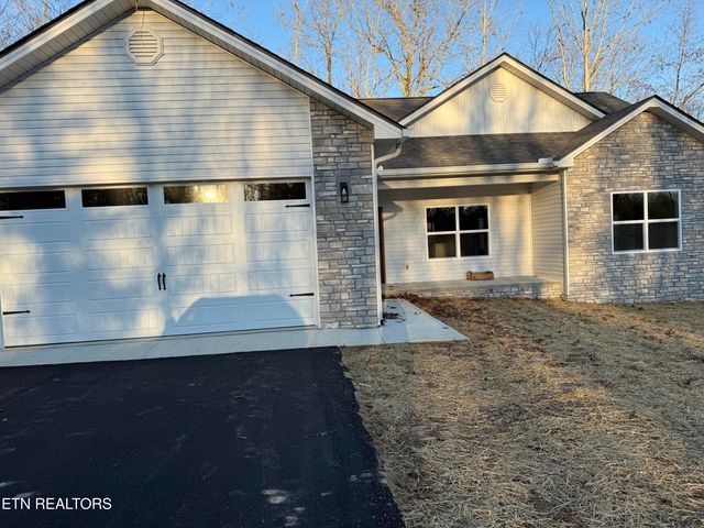 349 Annabelle Way, Jamestown, TN 38556