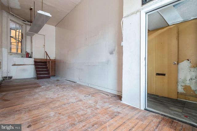 2273 REISTERSTOWN RD, Baltimore, MD 21217