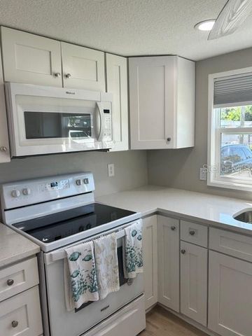 6837 FLICKER LANE, Hudson, FL 34667