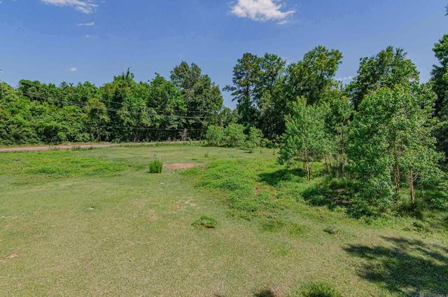 Woodward Dr, Baker, LA 70714
