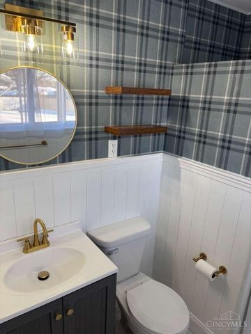 7909 Burgundy Lane, Cincinnati, OH 45224