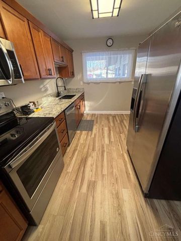 7909 Burgundy Lane, Cincinnati, OH 45224