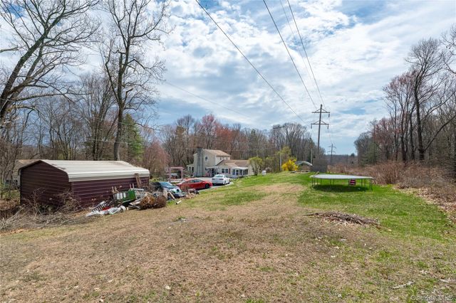 18 Powerline Lane, Staatsburg, NY 12580