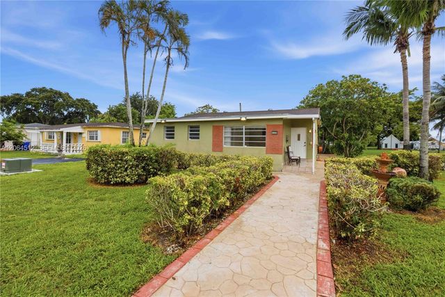6448 Funston Street, Hollywood, FL 33023