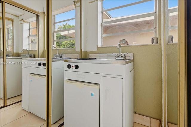 6448 Funston Street, Hollywood, FL 33023