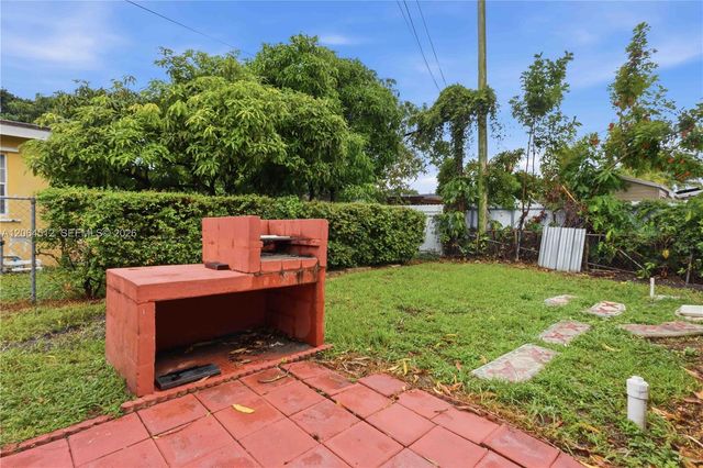 6448 Funston Street, Hollywood, FL 33023