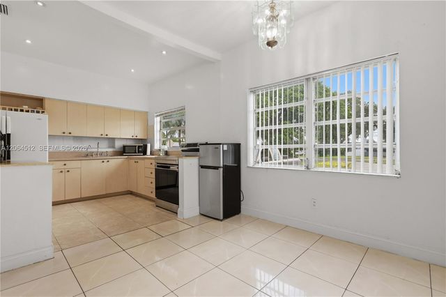 6448 Funston Street, Hollywood, FL 33023