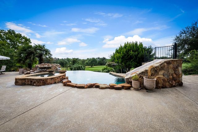 1801 Eagles Glen CV, Austin, TX 78732