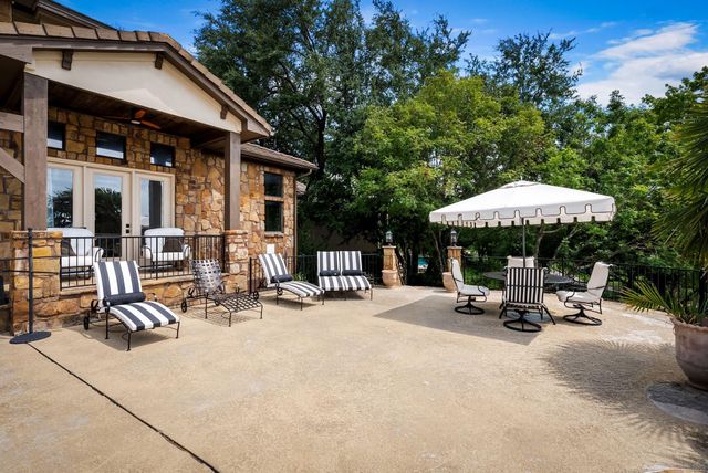 1801 Eagles Glen CV, Austin, TX 78732
