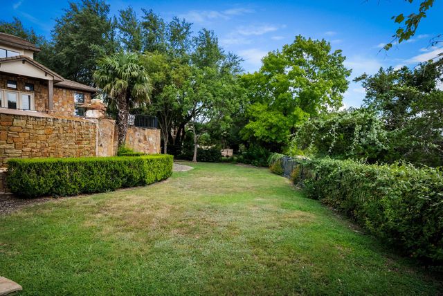 1801 Eagles Glen CV, Austin, TX 78732