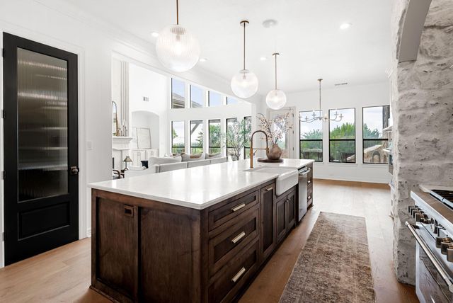 1801 Eagles Glen CV, Austin, TX 78732