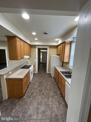415 MARKET ST, Highspire, PA 17034