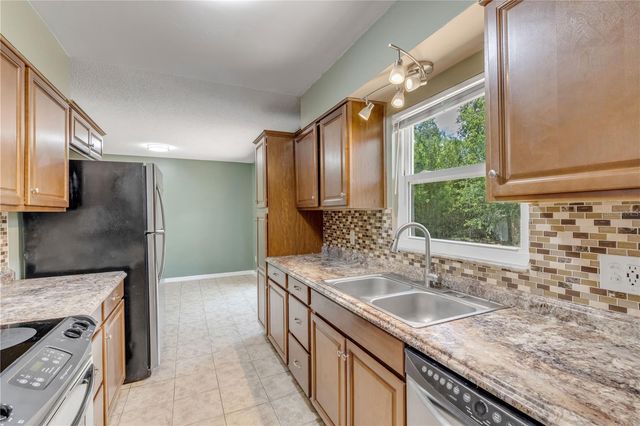 380 JULIA AVENUE, Orange City, FL 32763